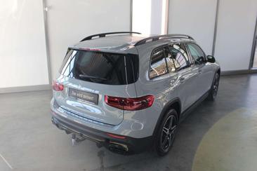 Mercedes GLB 200 — photo 18