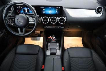 Mercedes GLA 250e — photo 3