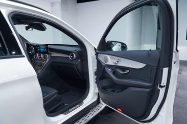 Mercedes GLC 400 D — photo 33
