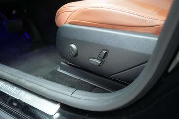 Mercedes GLC 200 4MATIC — photo 34