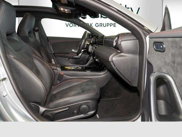 Mercedes CLA Berline 200 — photo 6
