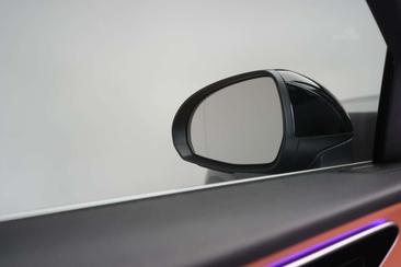 Mercedes GLC 200 4MATIC — photo 36