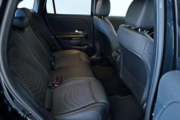 Mercedes GLA 250e — photo 5
