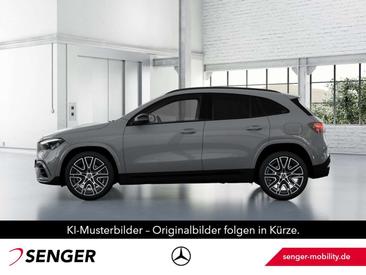 Mercedes GLA 200 — photo 2