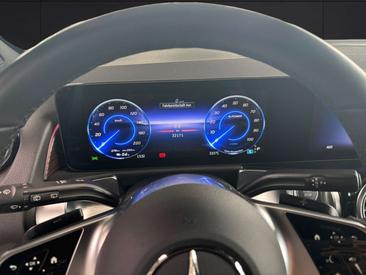 Mercedes EQB 250 — photo 7