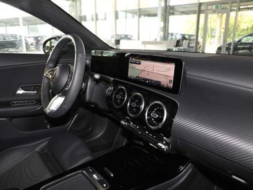 Mercedes CLA Berline 200 — photo 6