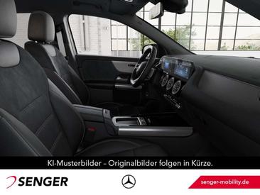 Mercedes GLA 200 — photo 8