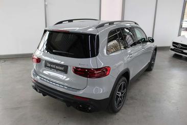 Mercedes GLB 200d — photo 18