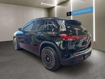 Mercedes EQA 250 — photo 4