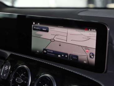 Mercedes CLA Berline 200 — photo 7