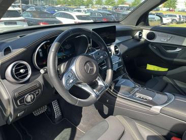 Mercedes GLC 63 — photo 10