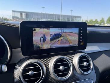 Mercedes GLC 63 — photo 13