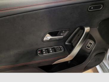 Mercedes CLA Berline 200 — photo 14