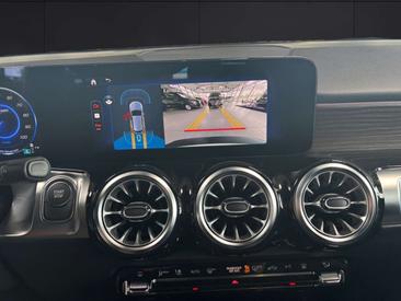 Mercedes EQB 250 — photo 11