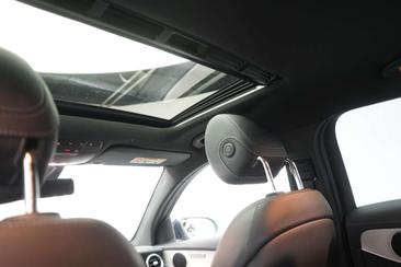Mercedes GLC 220 D — photo 24