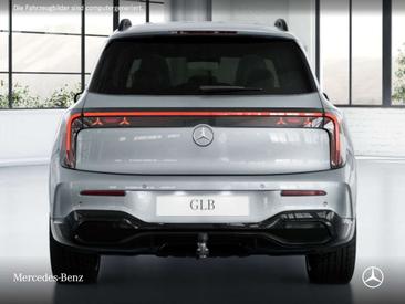 Mercedes GLB 200 — photo 6