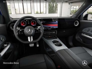Mercedes GLB 200 — photo 8