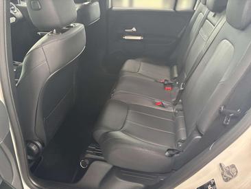Mercedes EQB 250 — photo 13