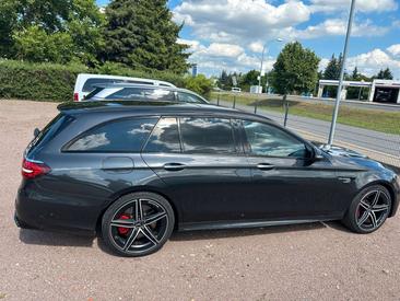 Mercedes Classe E Berline 63 S 4MATIC+ — photo 14