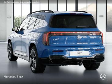 Mercedes GLB 200 — photo 19