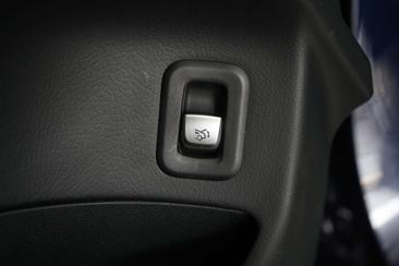 Mercedes GLC 220 D — photo 29