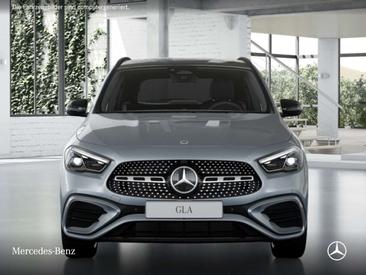 Mercedes GLA 180 — photo 5