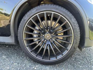 Mercedes GLC 63 — photo 29