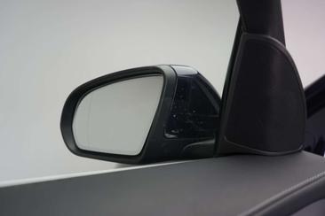 Mercedes GLC 220 D — photo 31