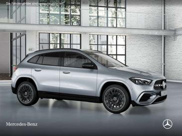 Mercedes GLA 180 — photo 14