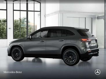 Mercedes GLA 200 — photo 14
