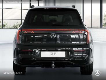 Mercedes GLB 200 — photo 6