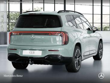 Mercedes GLB 200 — photo 3