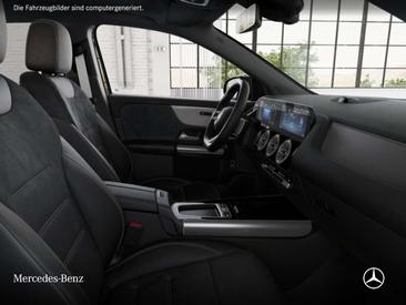 Mercedes GLA 200d — photo 10