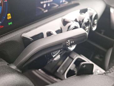 Mercedes CLA Berline 220 — photo 16