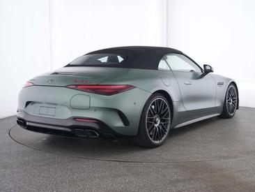 Mercedes SL Cabriolet 63 S E Performance — photo 2