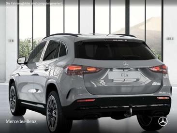 Mercedes GLA 220 D — photo 20