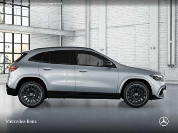Mercedes GLA 200d — photo 17