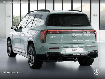 Mercedes GLB 200 — photo 19