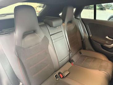 Mercedes CLA Berline 250 E — photo 13