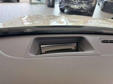 Mercedes CLA Berline 250 E — photo 14