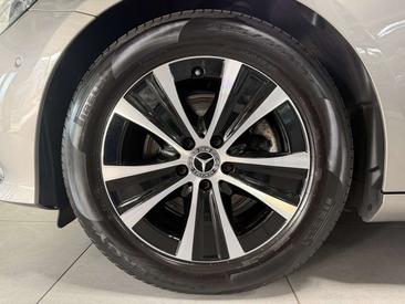 Mercedes Classe E Berline 220 D — photo 8