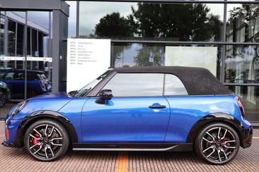 Mini Cabrio John Cooper Works — photo 4
