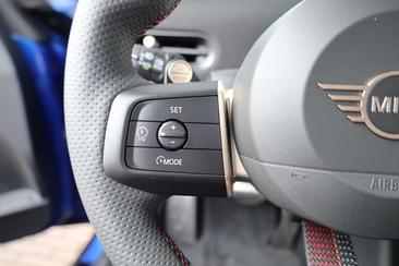 Mini Cabrio John Cooper Works — photo 9
