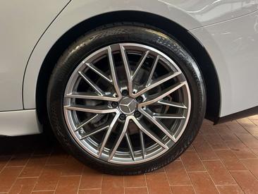 Mercedes Classe C63 AMG 63 — photo 7