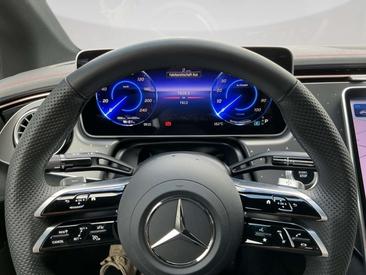 Mercedes EQE 300 — photo 15