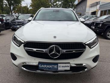 Mercedes GLC 200 — photo 8