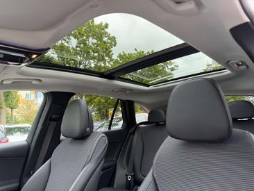 Mercedes GLC 200 — photo 27