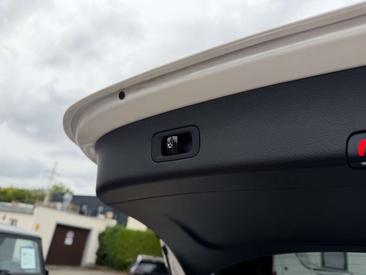 Mercedes GLC 200 — photo 29