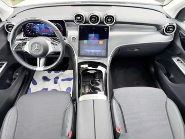 Mercedes GLC 200 — photo 17