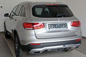 Mercedes GLC 300 — photo 7